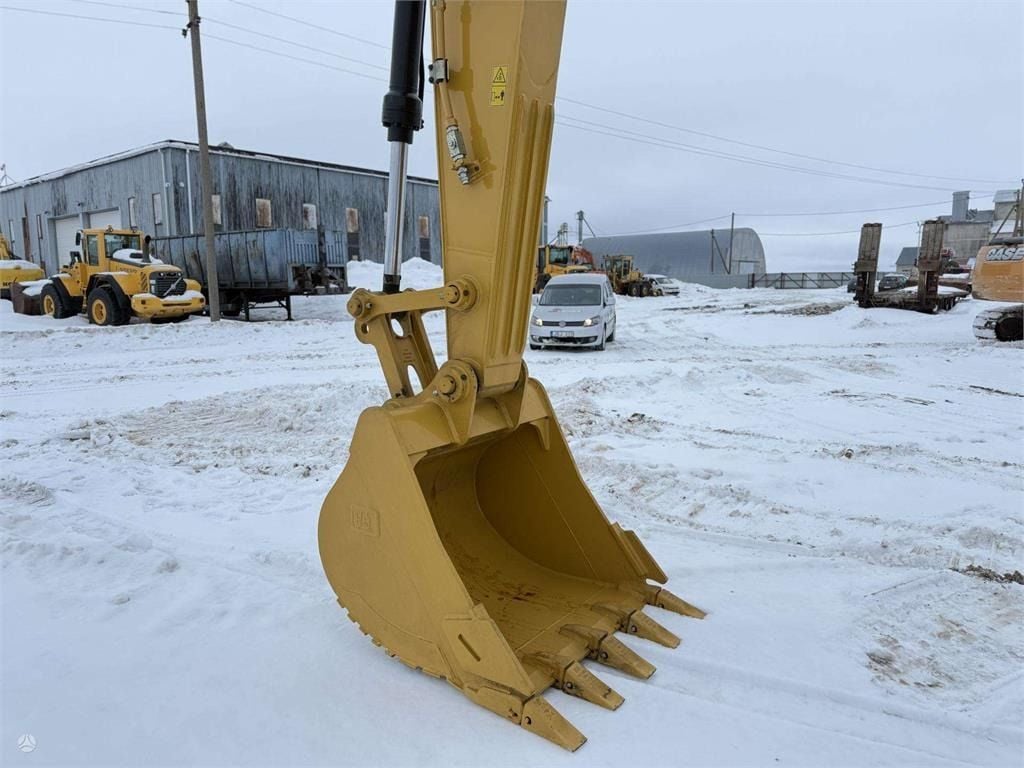 2025 Caterpillar 320D3 Crawler Excavator