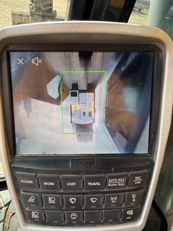 2019 Hyundai HX220L Crawler Excavator