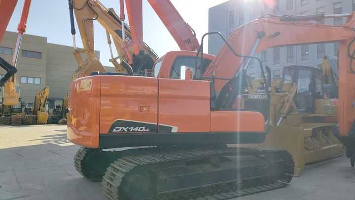 2022 Doosan DX140 Crawler Excavator