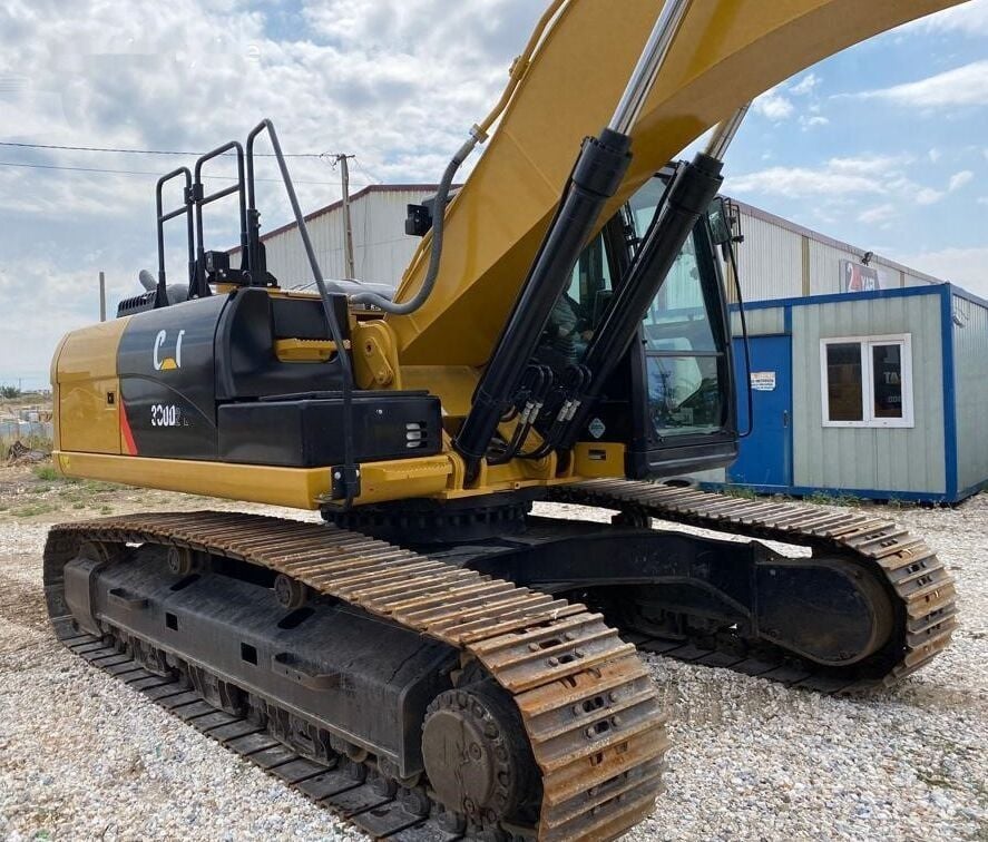 2020 Caterpillar 330D2L Crawler Excavator