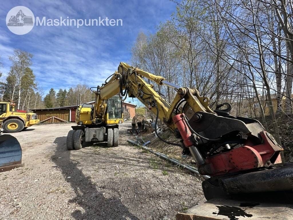 2007 Komatsu PW140-7 Wheel Excavator
