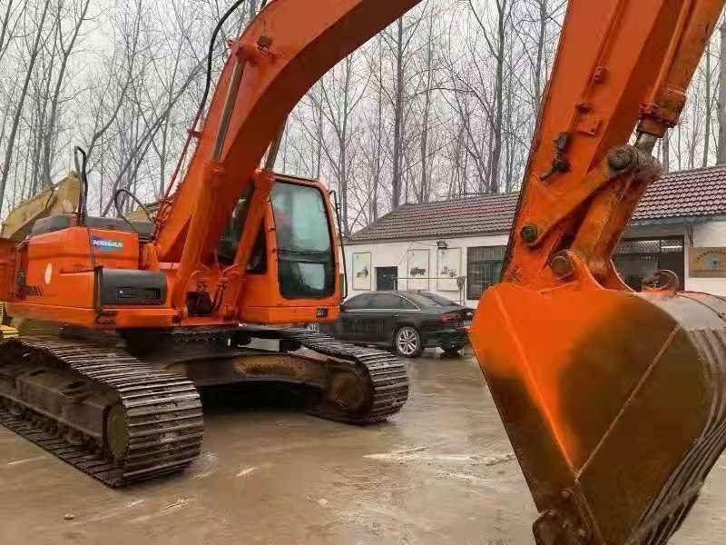 2023 Doosan DX300LC Crawler Excavator