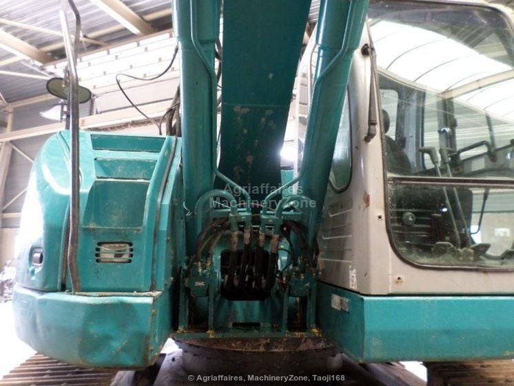 2008 New Holland E235BSR-2 Crawler Excavator