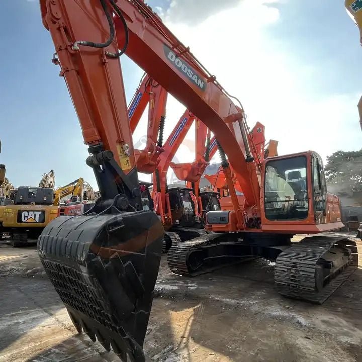2019 Doosan DX300LC Crawler Excavator