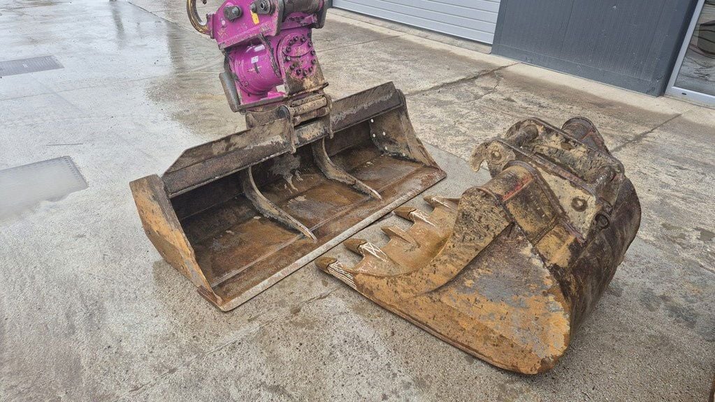 2012 Takeuchi TB1140 Crawler Excavator
