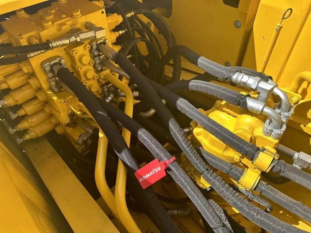 2023 Komatsu PC210-8 Crawler Excavator