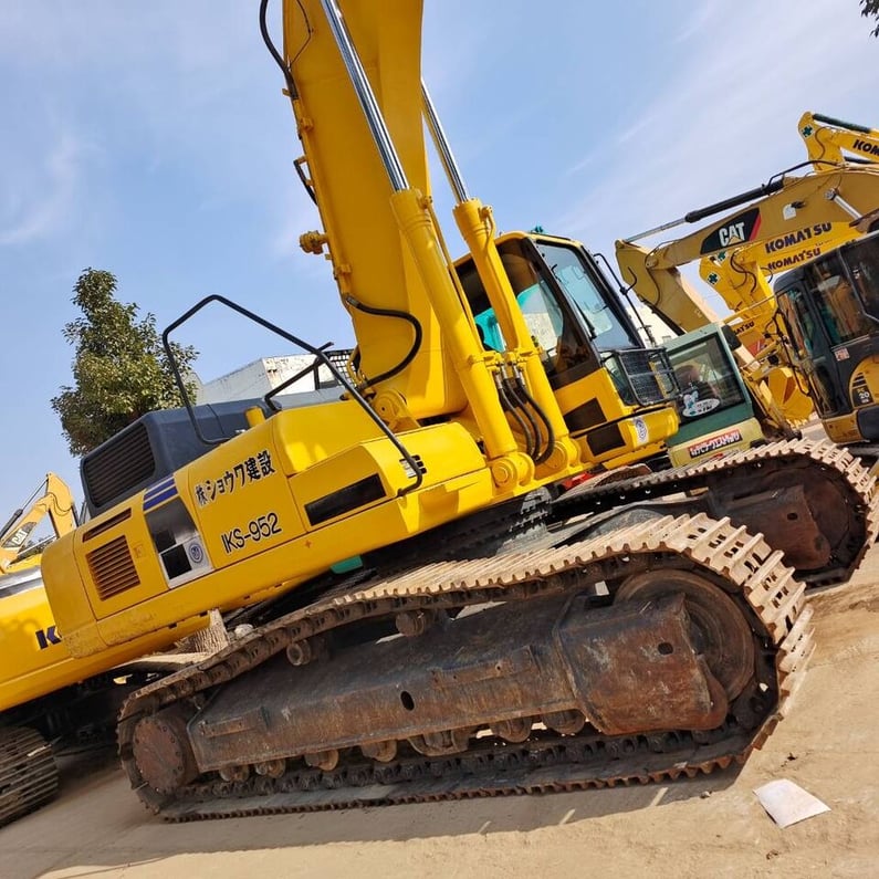 2024 Komatsu PC400 Crawler Excavator