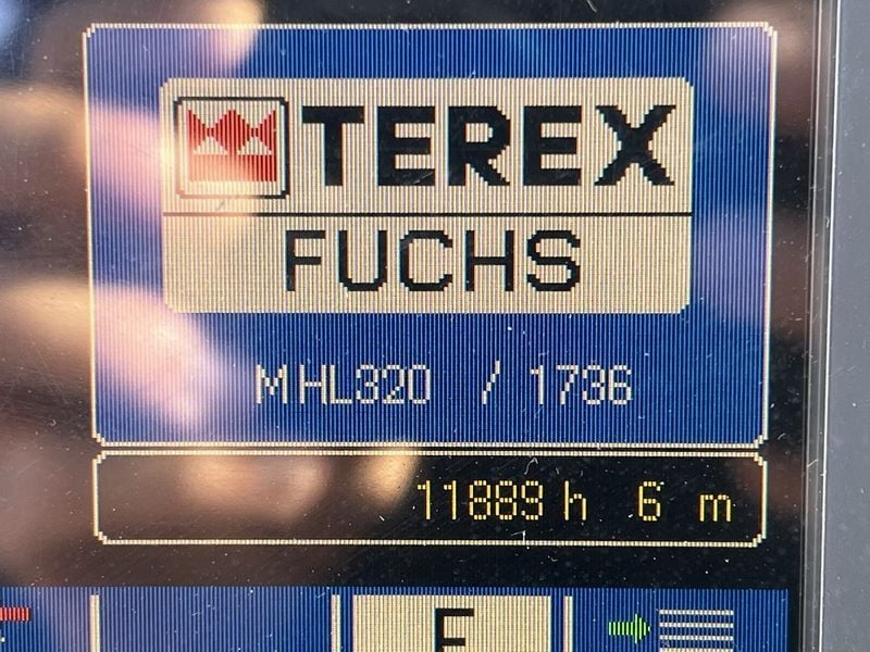 2016 Terex MHL320 Material Handler