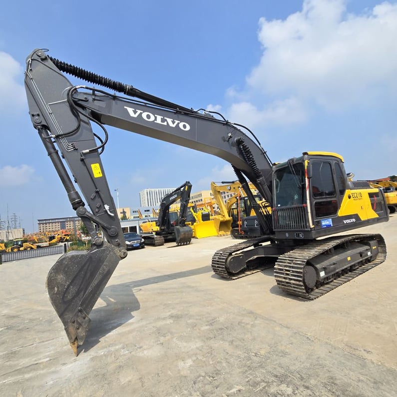 2022 Volvo EC210 Crawler Excavator