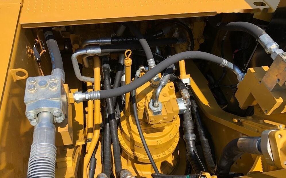 2020 Caterpillar 330D2L Crawler Excavator