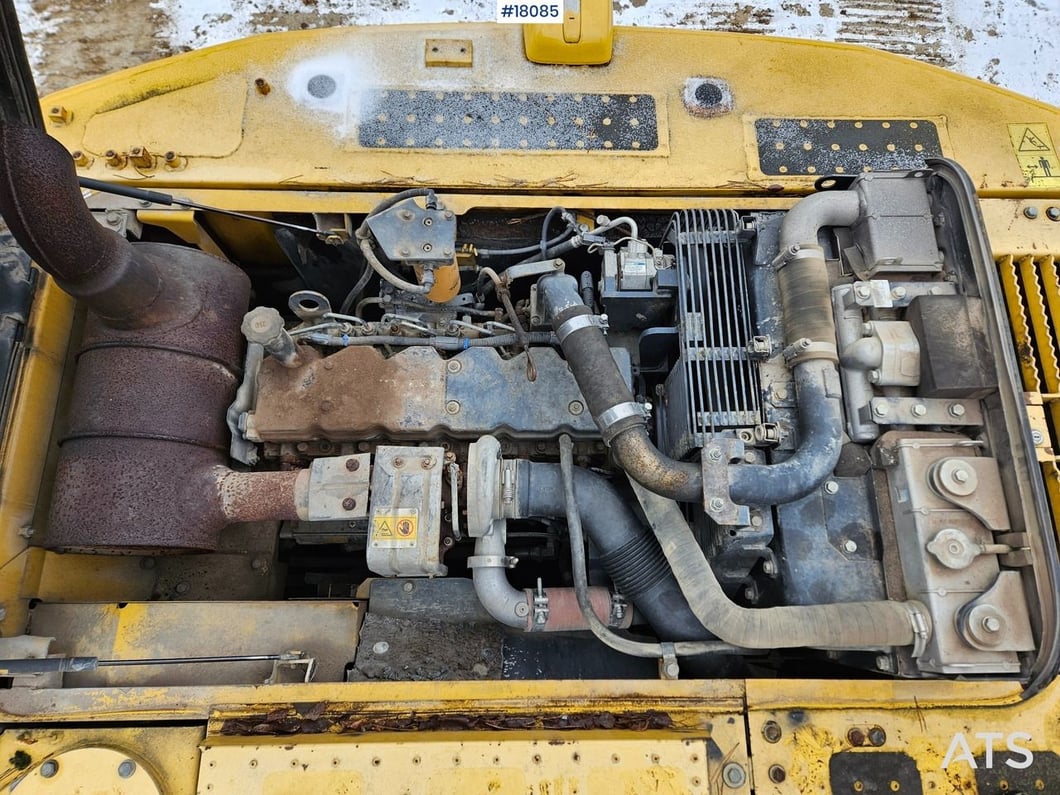 2011 Komatsu PC210LC-8 Crawler Excavator