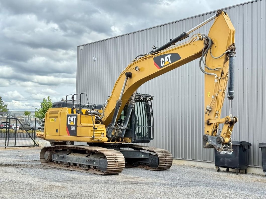 2019 Caterpillar 326FL Crawler Excavator