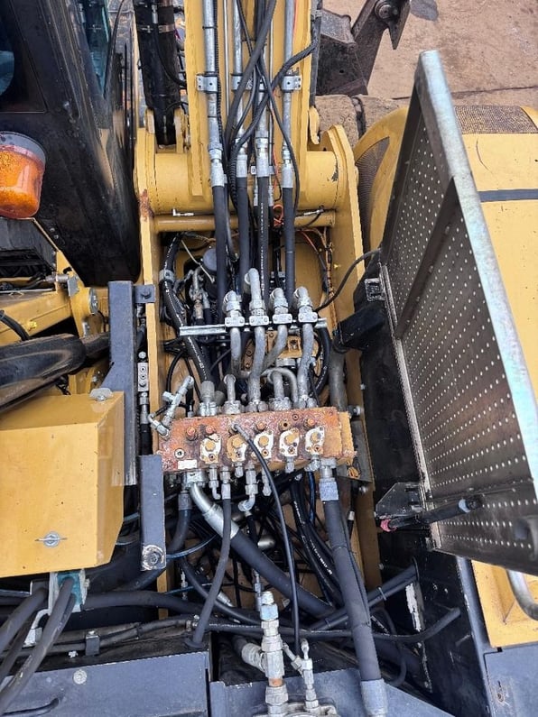 2012 Caterpillar M322D MH Material Handler