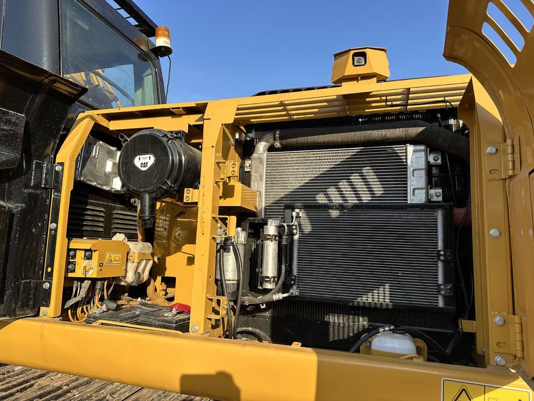 2020 Caterpillar 320DL Crawler Excavator