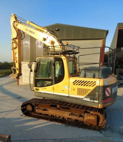 2016 Hyundai R140LC-9A Crawler Excavator