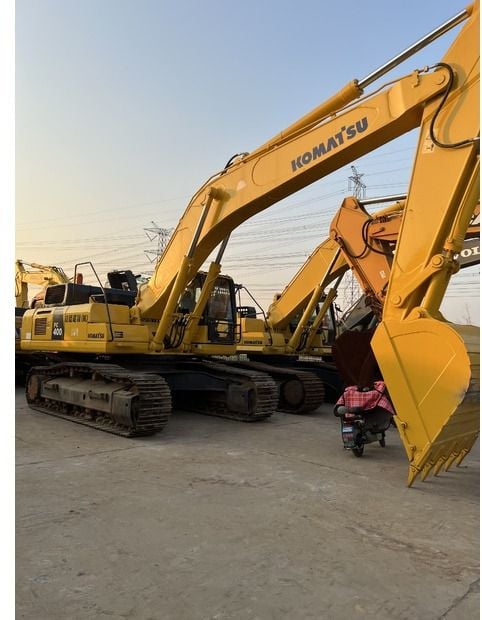 2020 Komatsu PC400-8 Crawler Excavator