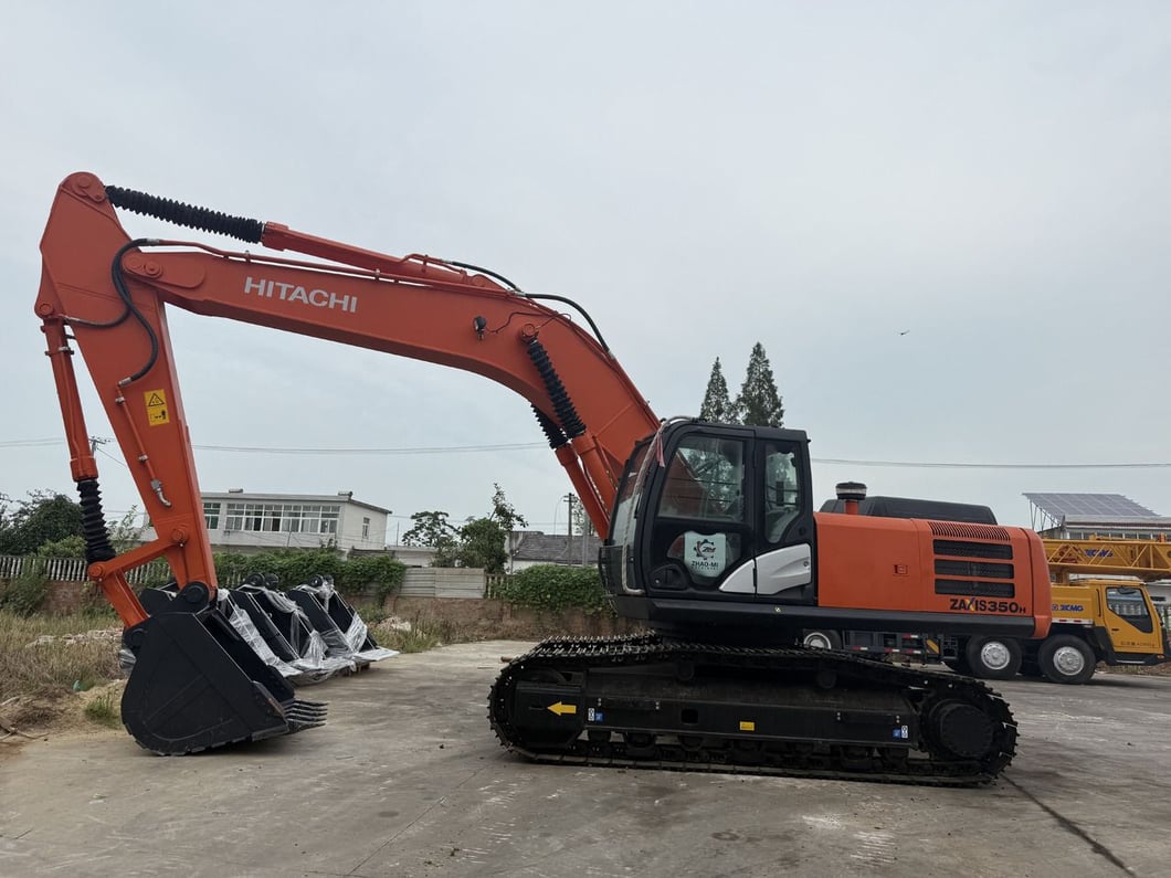 2022 Hitachi 350-5G Crawler Excavator