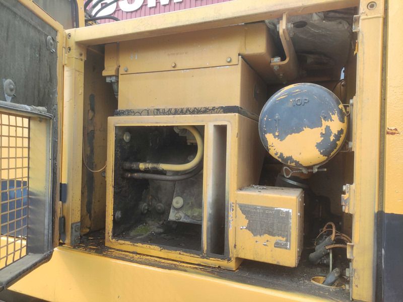 1992 Caterpillar 214 B Wheel Excavator