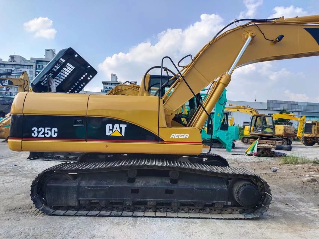 2018 Caterpillar 325C Crawler Excavator
