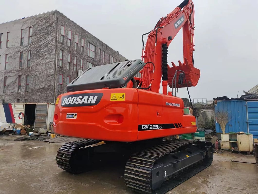 2019 Doosan DX225LCA Crawler Excavator
