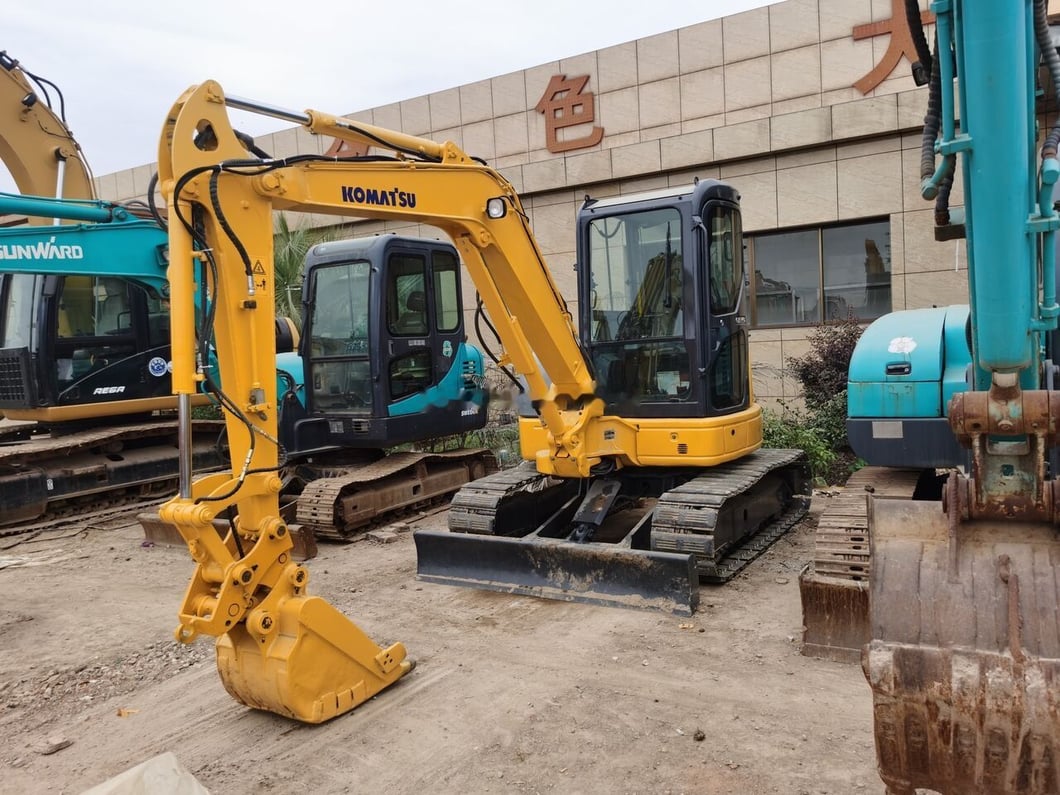 2018 Komatsu PC40 Mini Excavator