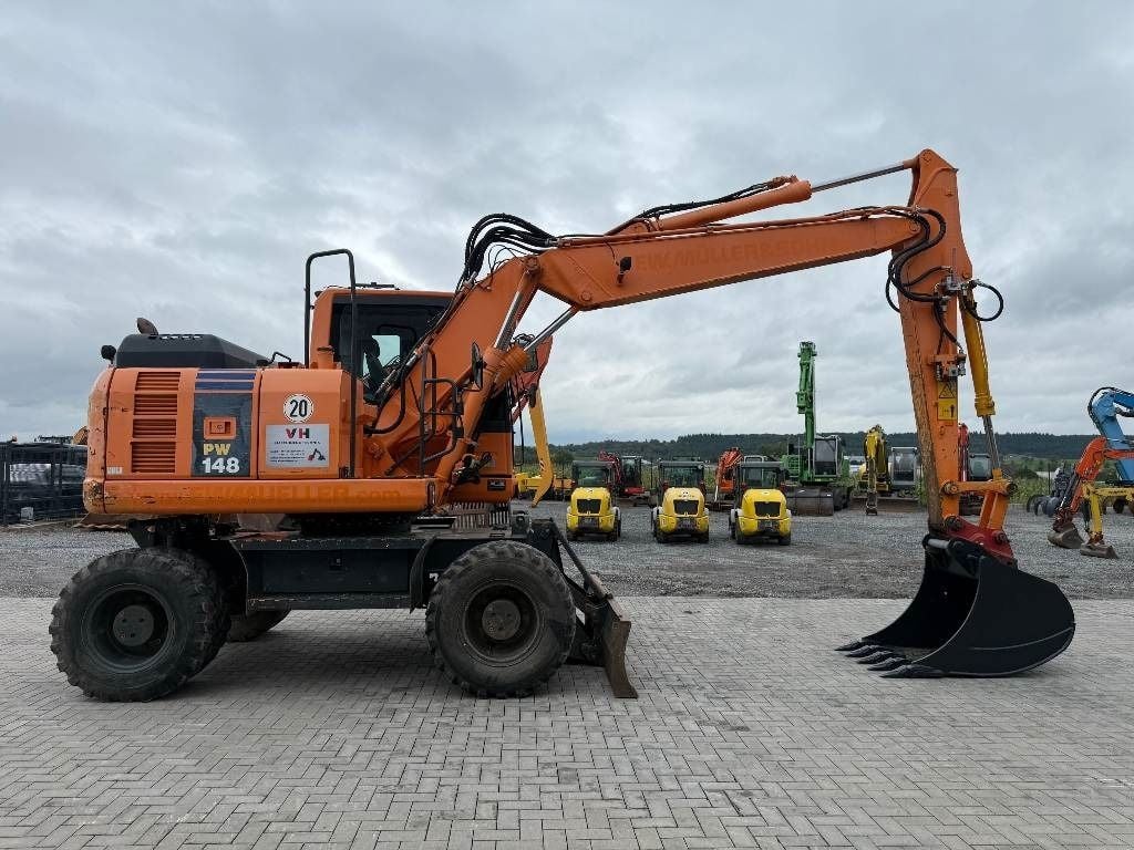 2013 Komatsu PW148-8 Wheel Excavator