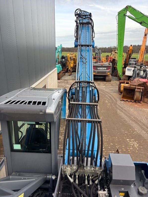 2018 Fuchs MHL331F Material Handler
