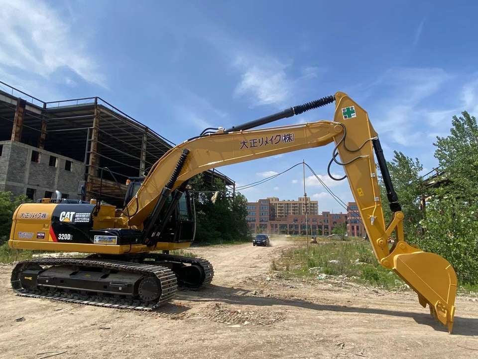 2018 Caterpillar 320D2 Crawler Excavator