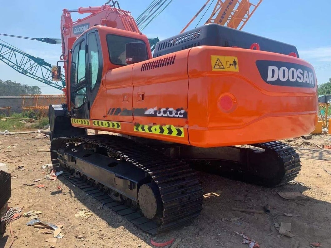 Doosan DX300 Crawler Excavator