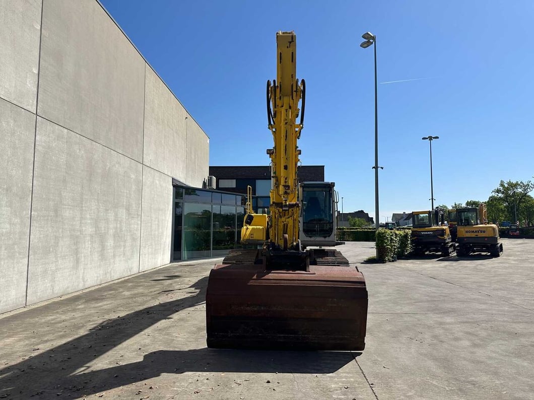 2000 Kobelco SK210LC-6 Crawler Excavator