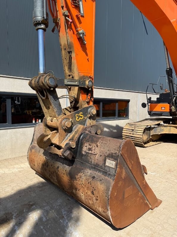 2018 Doosan DX340LC Crawler Excavator
