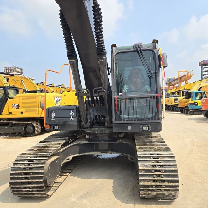 2022 Volvo EC210D Crawler Excavator