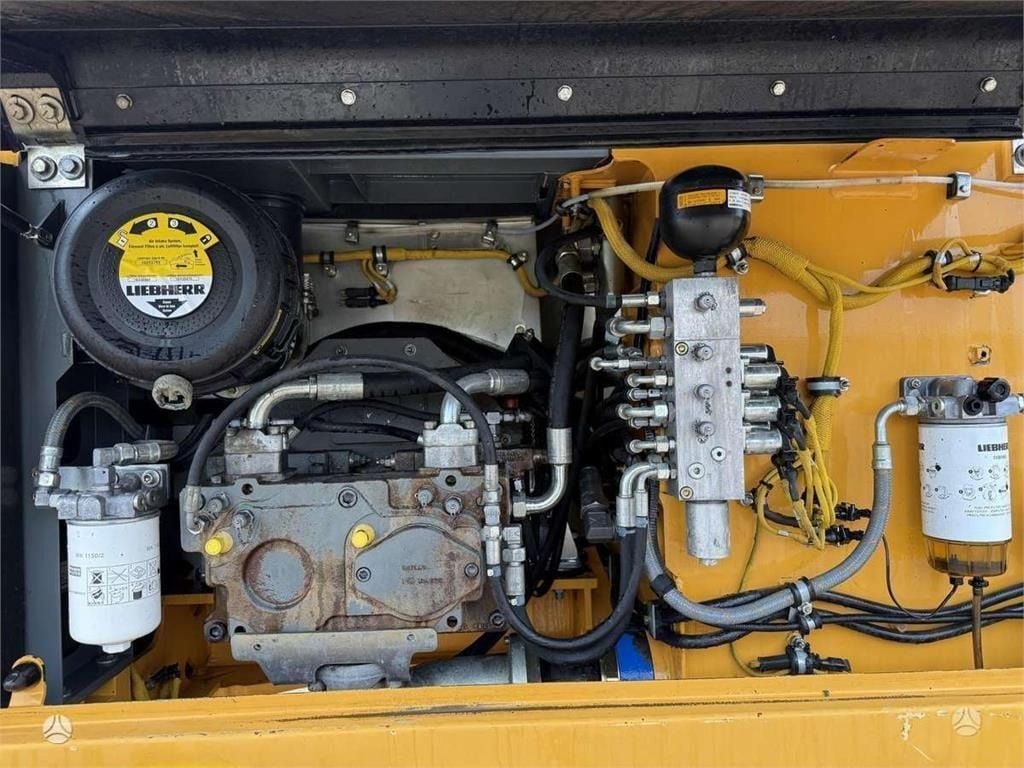 2016 Liebherr R926 LC Crawler Excavator