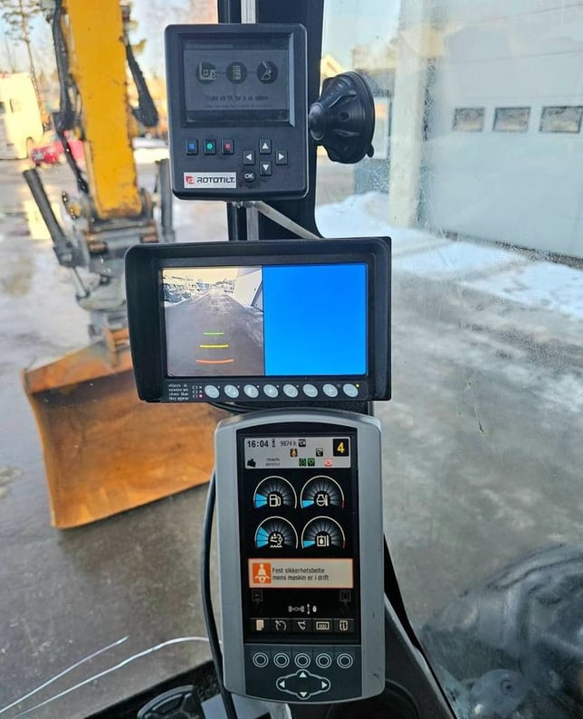 2018 Caterpillar M318F Wheel Excavator