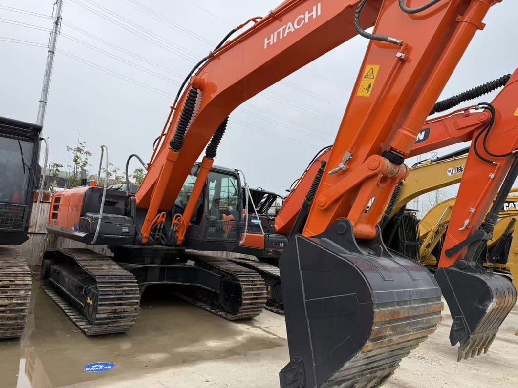 2023 Hitachi 350-5G Crawler Excavator