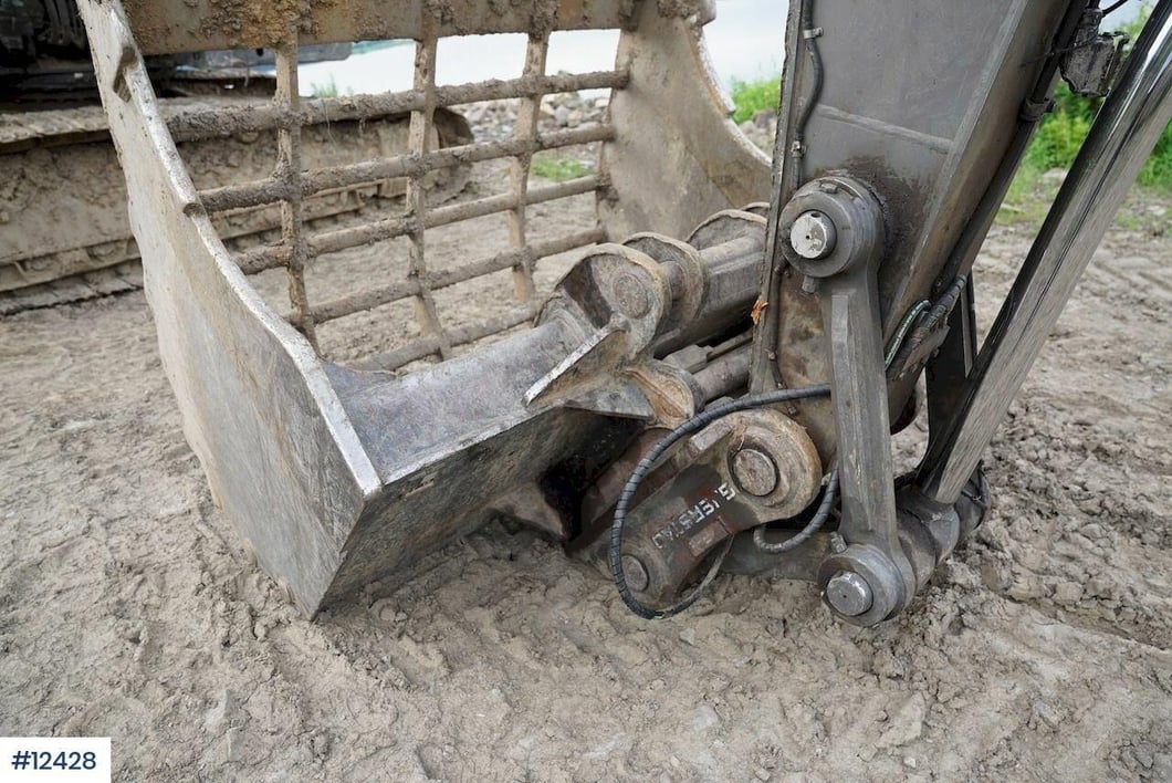 2008 Volvo EC240CL Crawler Excavator