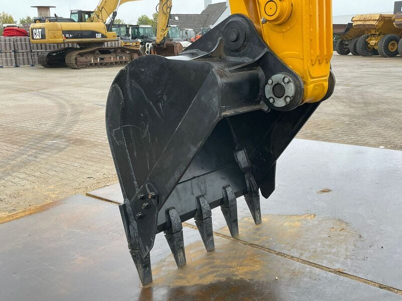 2025 JCB 205 Crawler Excavator