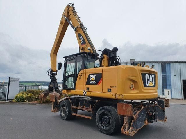 2018 Caterpillar MH3024 Material Handler