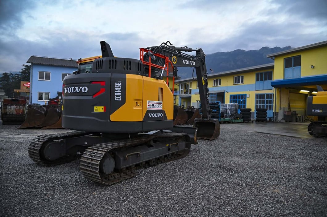 2023 Volvo ECR145EL Crawler Excavator