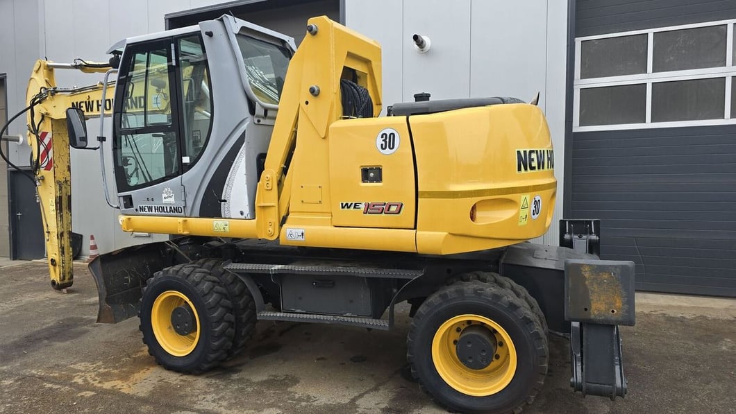 2011 New Holland WE150C Wheel Excavator