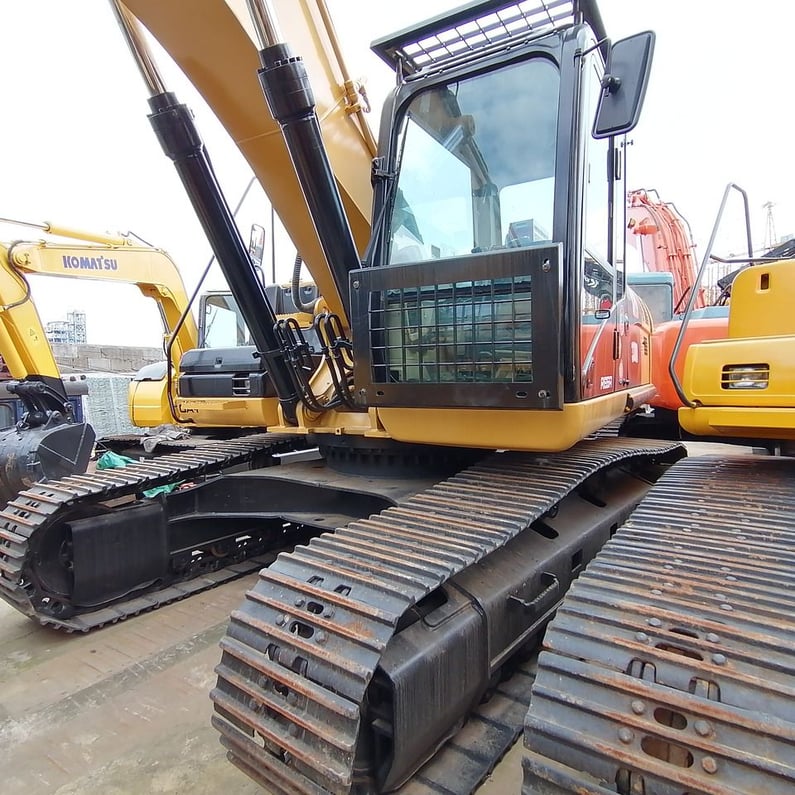 2023 Caterpillar 330D Crawler Excavator
