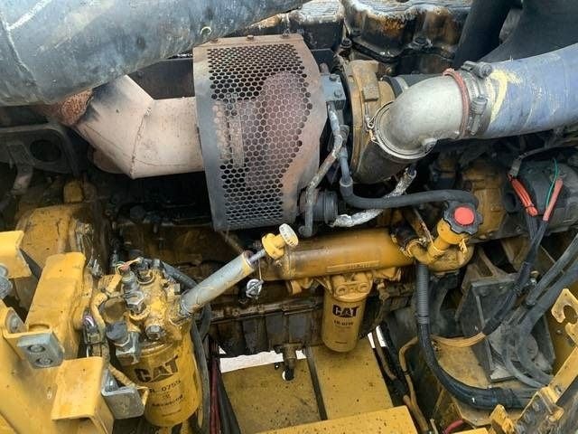 2010 Caterpillar 385CL Crawler Excavator
