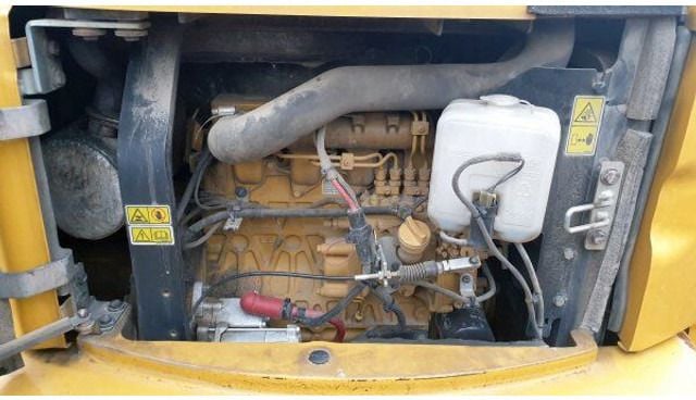 2016 Caterpillar 305E2 Mini Excavator