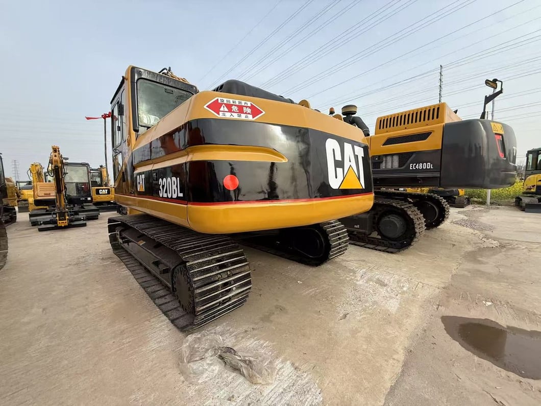 2013 Caterpillar 320B Crawler Excavator
