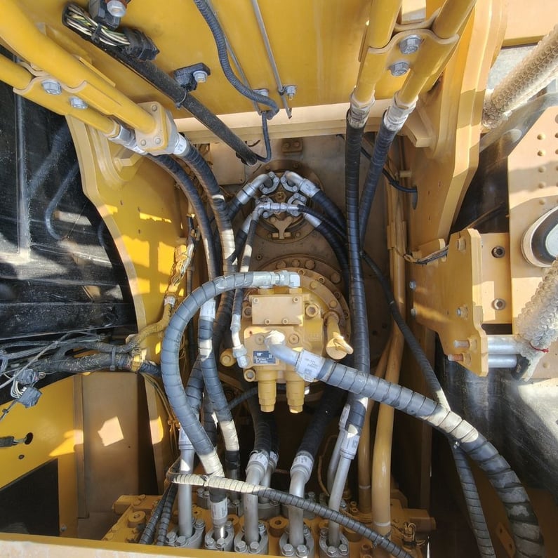 2024 Caterpillar 323GC Crawler Excavator