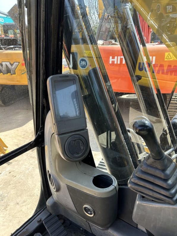 2015 Caterpillar 323DL Crawler Excavator