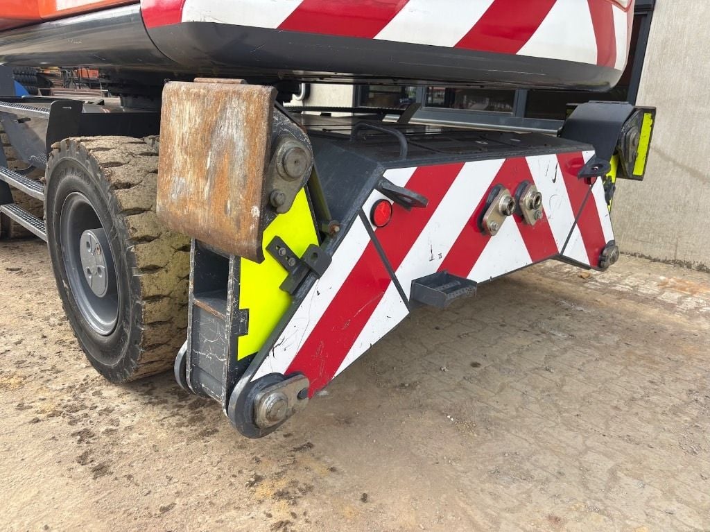 2020 Atlas 250MH Material Handler