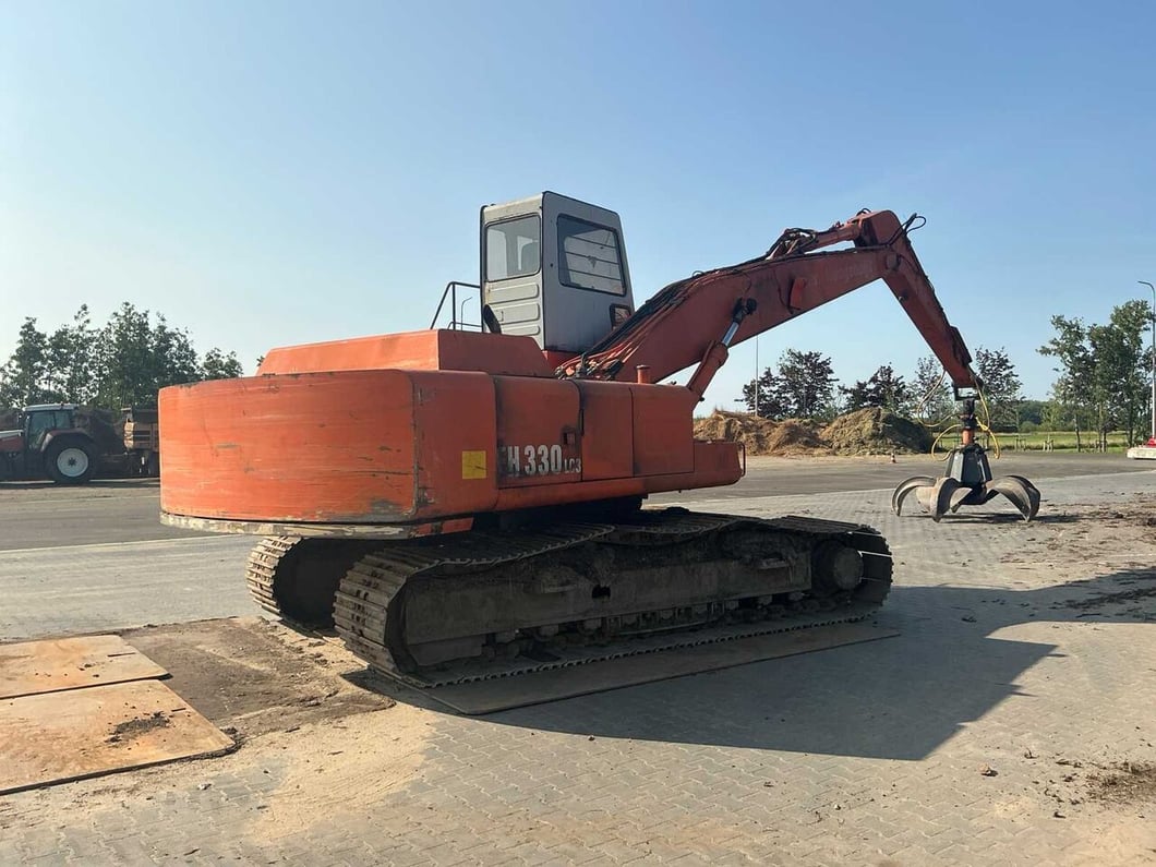 1996 Hitachi FH330LC3 Crawler Excavator