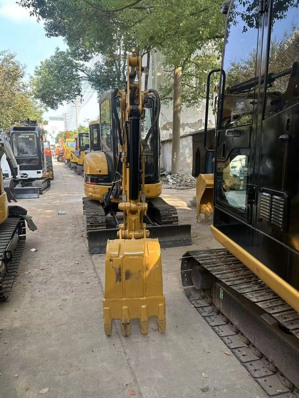 2016 Caterpillar 303CR Mini Excavator