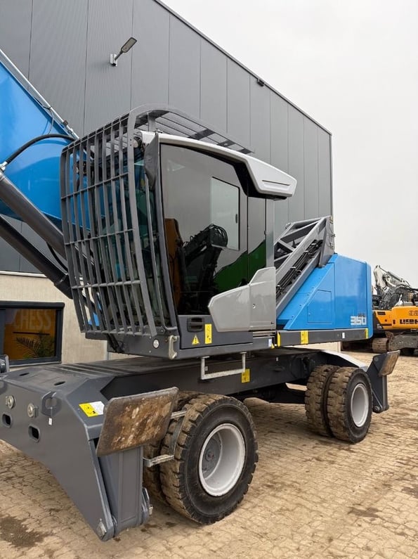 2021 Fuchs MHL350F Material Handler